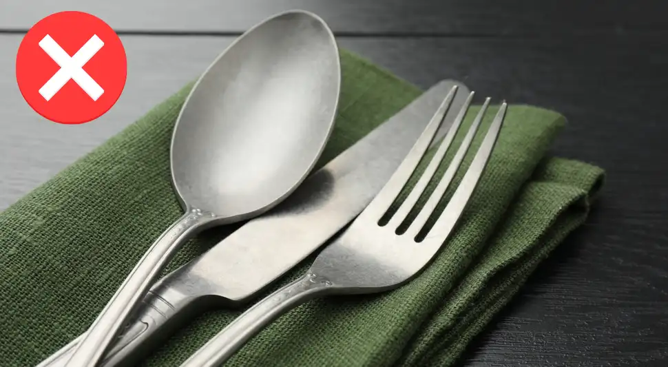 La ingeniosa forma de comer sin cubiertos.