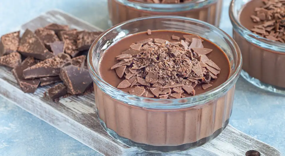 Cómo hacer un postre de chocolate SIN HORNO.