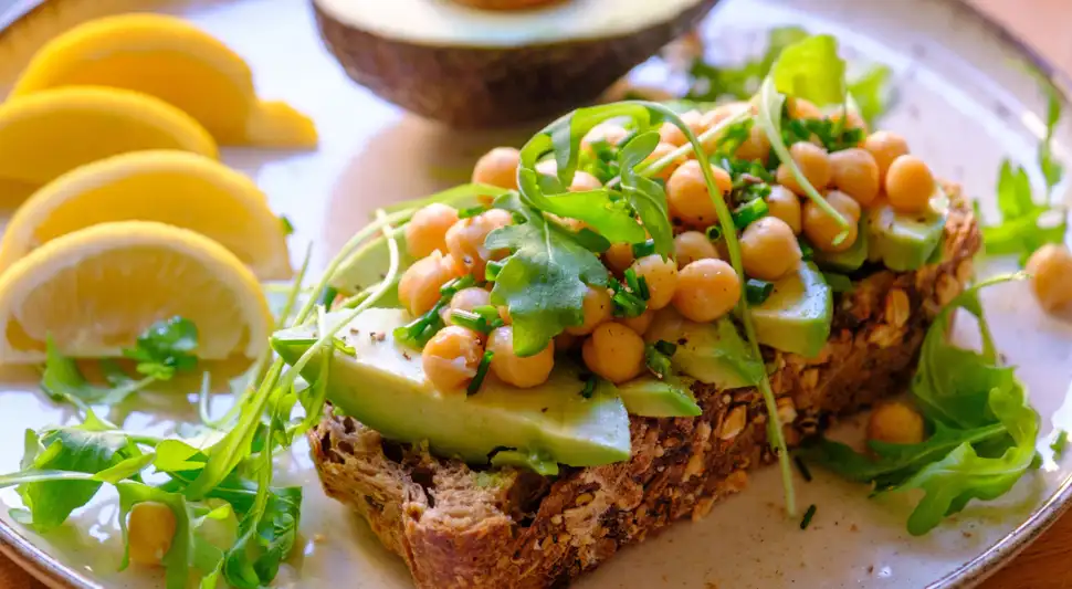 “El secreto para llegar a los 100 años es desayunar plantas. “El secreto para llegar a los 100 años es desayunar plantas.
