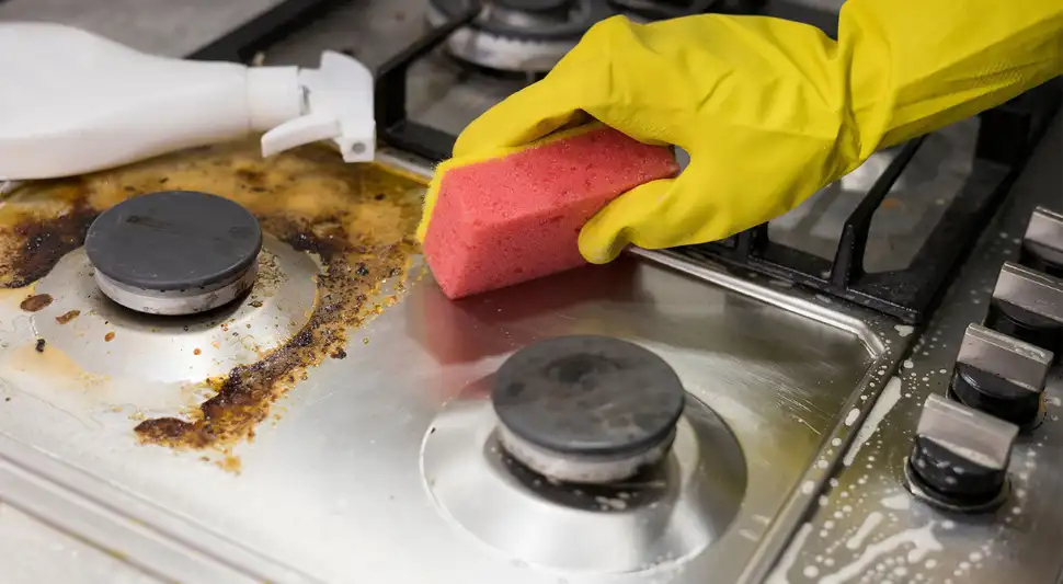 Truco para quitar la grasa de la rejilla de la cocina. Truco para quitar la grasa de la rejilla de la cocina.