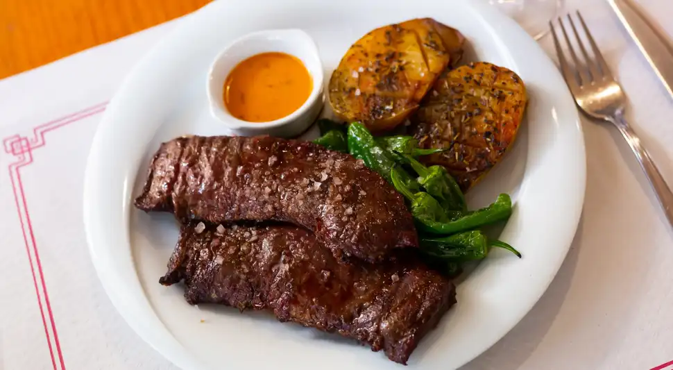 La nueva forma de preparar carne que está siendo furor en las redes.