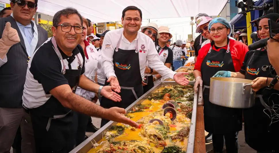 La parihuela más grande del mundo. La parihuela más grande del mundo.