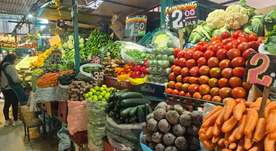 El costo de la canasta básica.