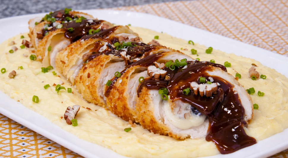 Enrollado de pollo navideño (VIDEO)